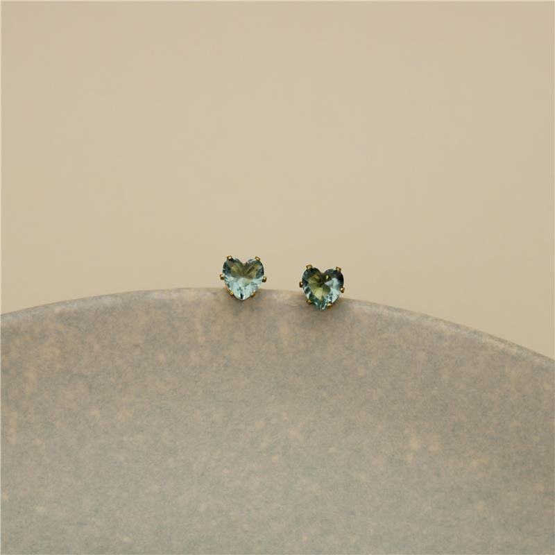 BRINCO FORTUNATO DE ZIRCÔNIA CORAÇÃO NO BRUTO