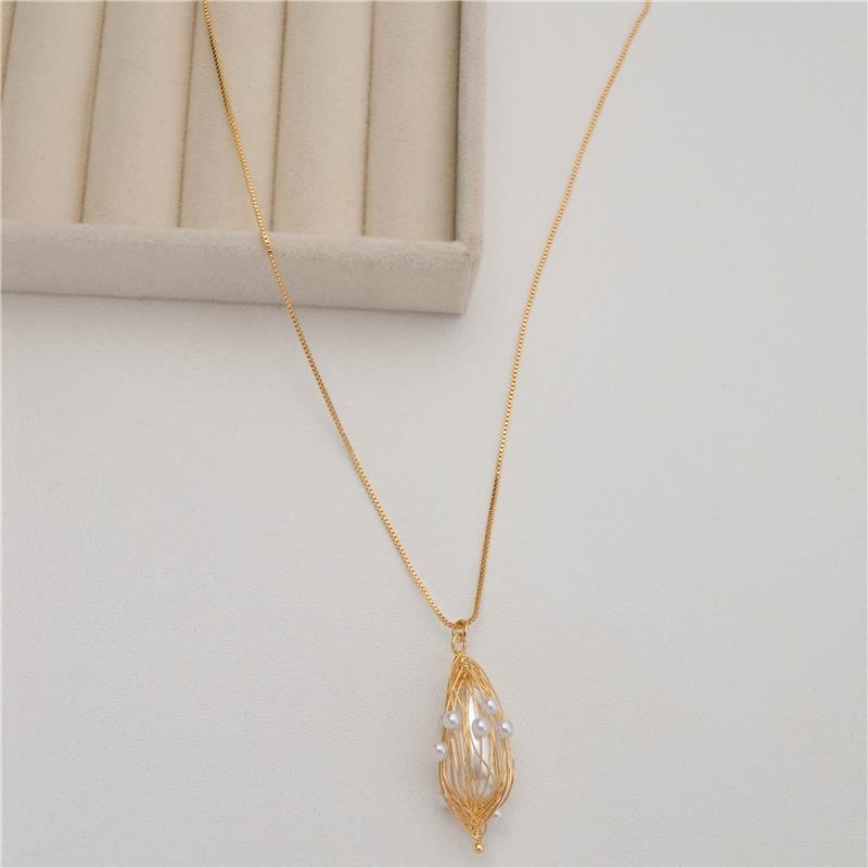 COLAR FORTUNATO VENEZIANA COM PÉROLA OVAL ARAMADA NO BRUTO